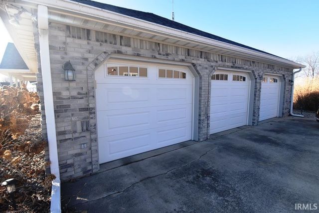 4708 N Springwater Drive, Frankfort, IN 46041