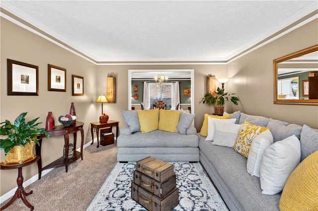 559 Wynbrooke Parkway, Stone Mountain, GA 30087