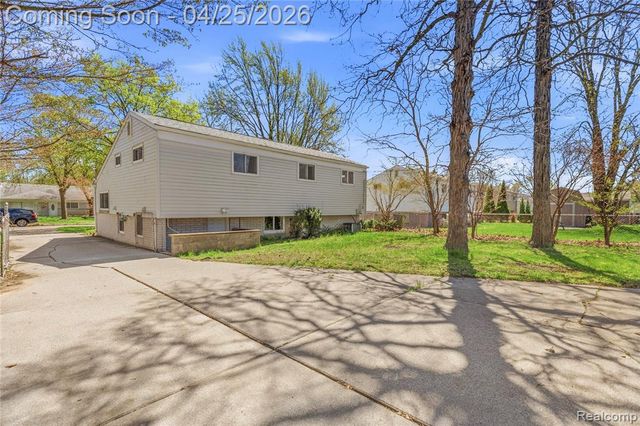36023 Weideman Street, Clinton Township, MI 48035