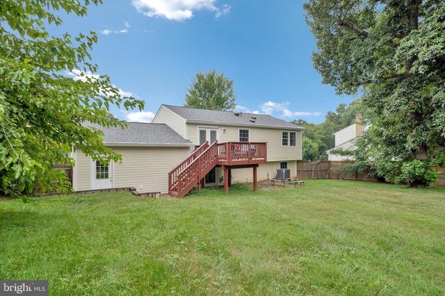 12703 CARLSBAD CT, Herndon, VA 20171