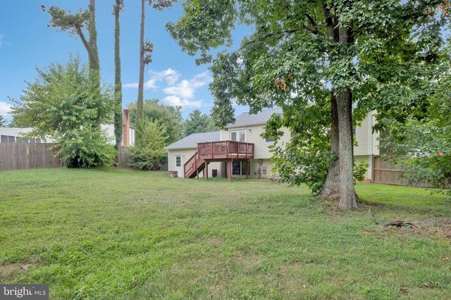12703 CARLSBAD CT, Herndon, VA 20171