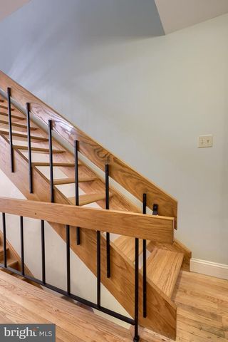 19 CLUB LN, Reading, PA 19607