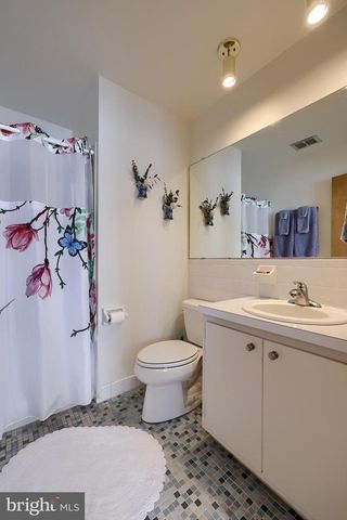 19 CLUB LN, Reading, PA 19607