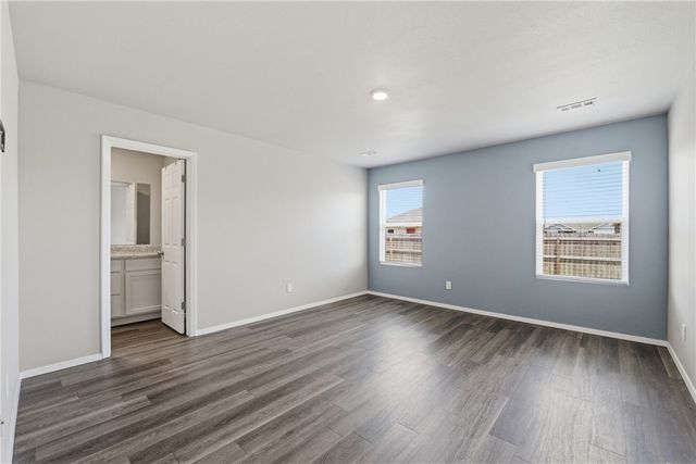 905 W Tanner Drive, Siloam Springs, AR 72761