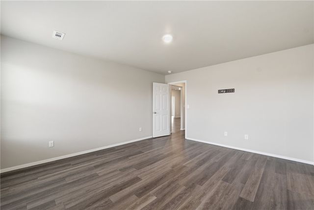 905 W Tanner Drive, Siloam Springs, AR 72761
