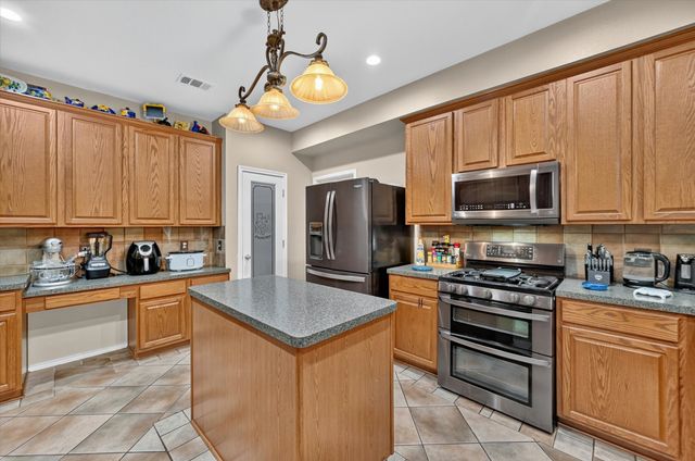 8332 Summer Park Drive, Fort Worth, TX 76123