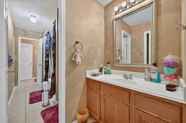 8332 Summer Park Drive, Fort Worth, TX 76123
