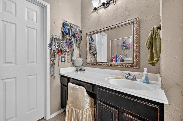 8332 Summer Park Drive, Fort Worth, TX 76123