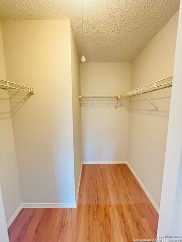 6319 Waddesdon Wood, San Antonio, TX 78233