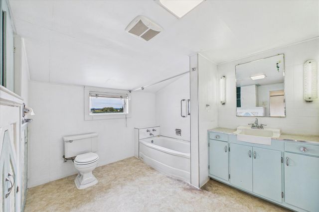 2408 Broadway Street, Samoa Peninsula, CA 95564