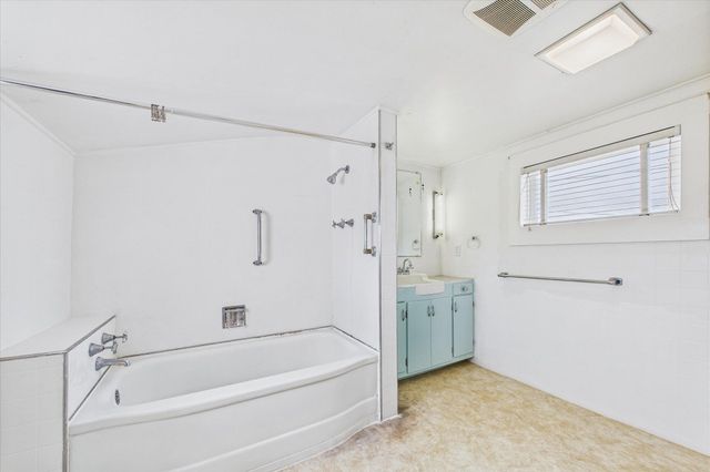 2408 Broadway Street, Samoa Peninsula, CA 95564