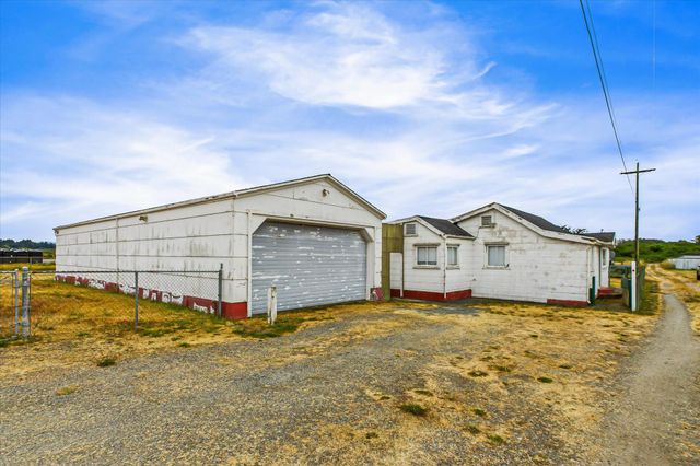 2408 Broadway Street, Samoa Peninsula, CA 95564