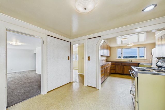 2408 Broadway Street, Samoa Peninsula, CA 95564