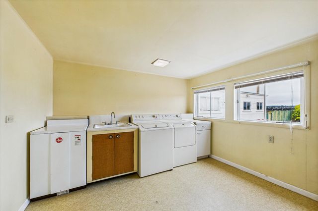 2408 Broadway Street, Samoa Peninsula, CA 95564