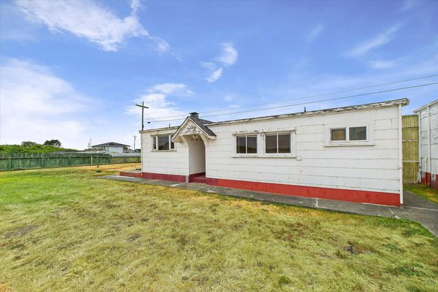 2408 Broadway Street, Samoa Peninsula, CA 95564