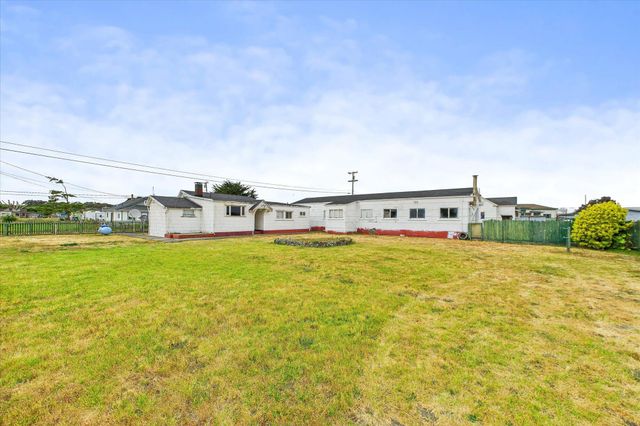 2408 Broadway Street, Samoa Peninsula, CA 95564