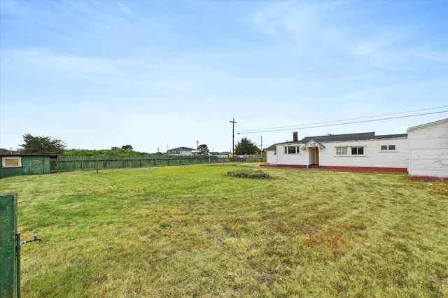 2408 Broadway Street, Samoa Peninsula, CA 95564