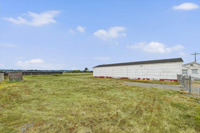 2408 Broadway Street, Samoa Peninsula, CA 95564