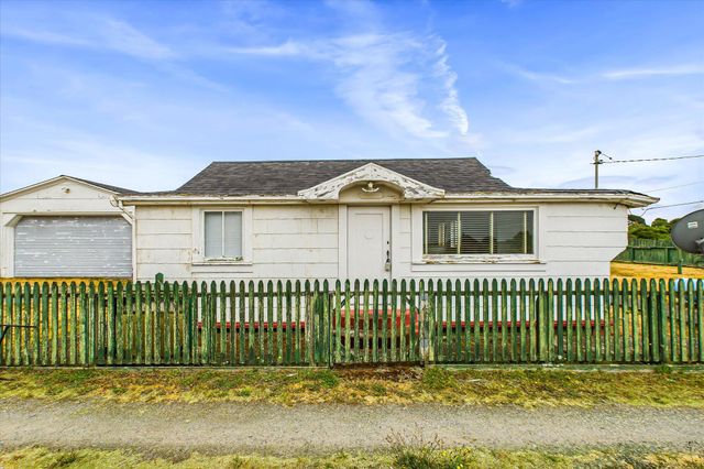 2408 Broadway Street, Samoa Peninsula, CA 95564