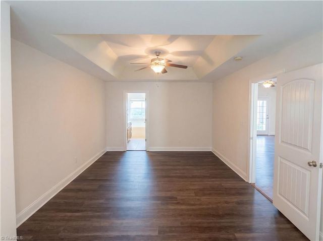 42 Harris Farm Court, Thomasville, NC 27360