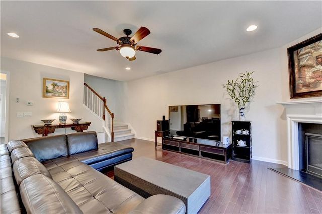 625 Glenish Court, Suwanee, GA 30024