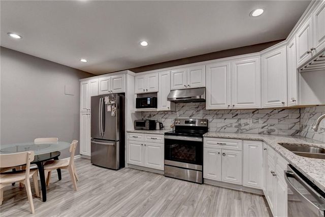 625 Glenish Court, Suwanee, GA 30024