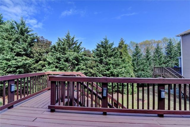 625 Glenish Court, Suwanee, GA 30024