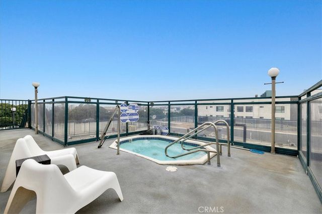 2491 Purdue Avenue 107, Los Angeles, CA 90064