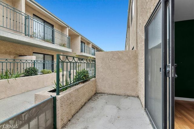 2491 Purdue Avenue 107, Los Angeles, CA 90064