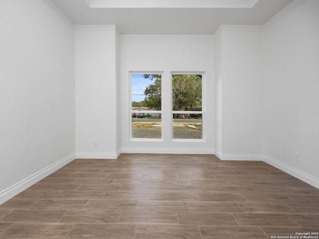 23031 Fawn Trail Dr, Elmendorf, TX 78112