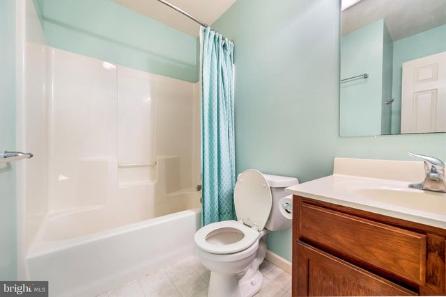 299 ROBIN DALE DR, Leola, PA 17540