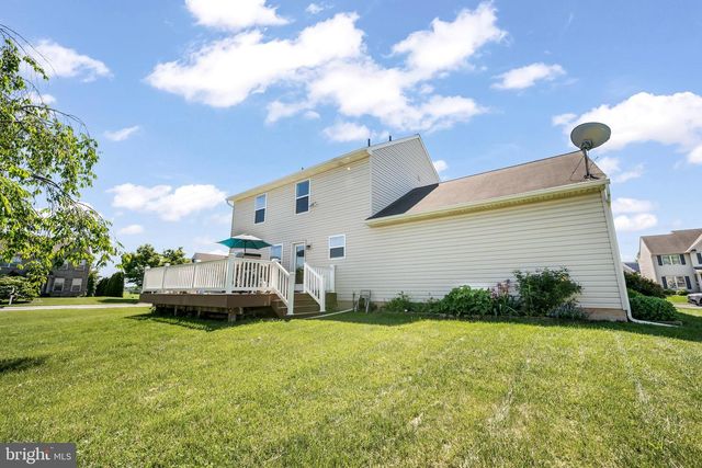 299 ROBIN DALE DR, Leola, PA 17540