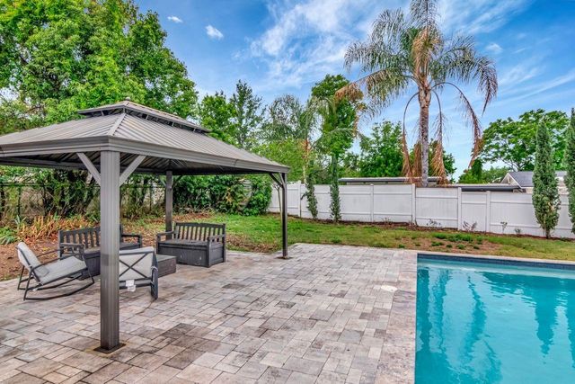 37420 MERIDIAN AVENUE, Dade City, FL 33525