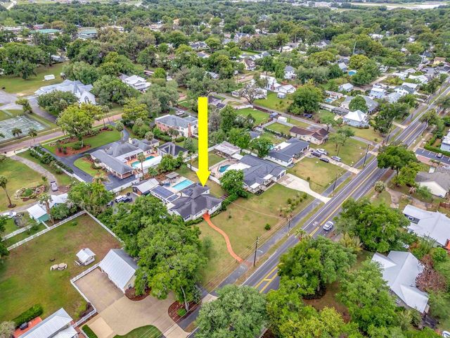 37420 MERIDIAN AVENUE, Dade City, FL 33525