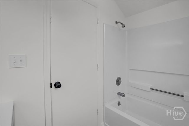 511 Pointe North Drive, Savannah, GA 31410