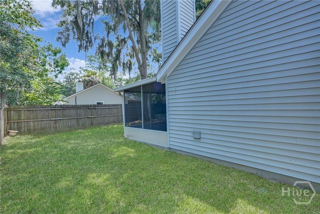 511 Pointe North Drive, Savannah, GA 31410