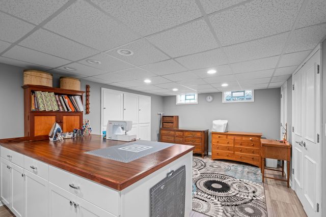 705 N DRURY Lane, Arlington Heights, IL 60004