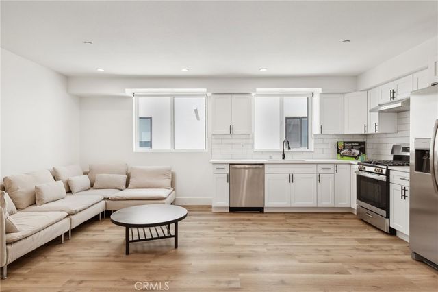 1326 W 35th Place, Los Angeles, CA 90007