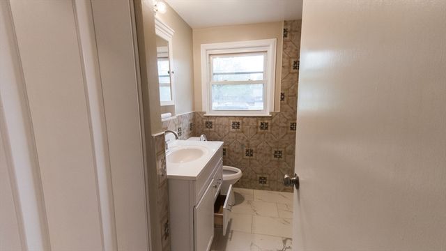 64 Budd Ave, Brockton, MA 02302