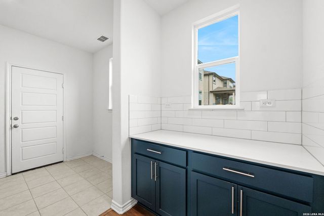 2322 Themis Wy, San Antonio, TX 78245