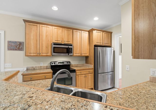 172 Country Club Drive SW, South Brunswick, NC 28470