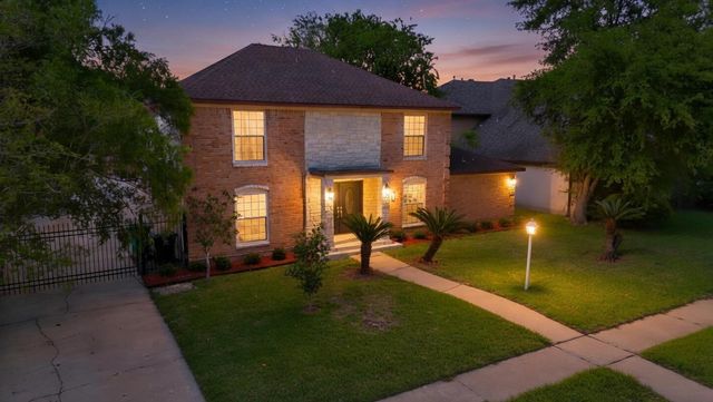7914 Oakington Drive, Houston, TX 77071