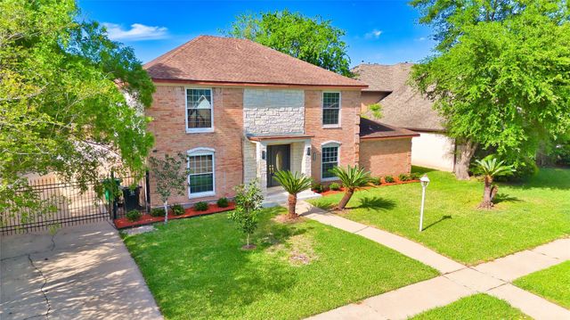 7914 Oakington Drive, Houston, TX 77071
