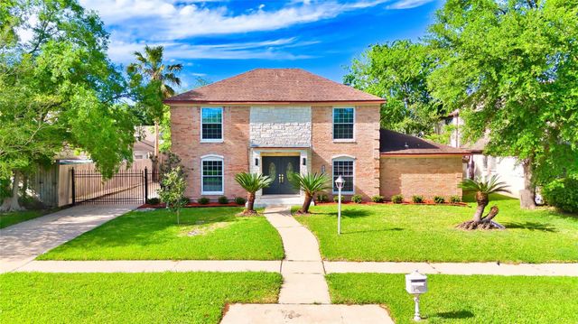 7914 Oakington Drive, Houston, TX 77071