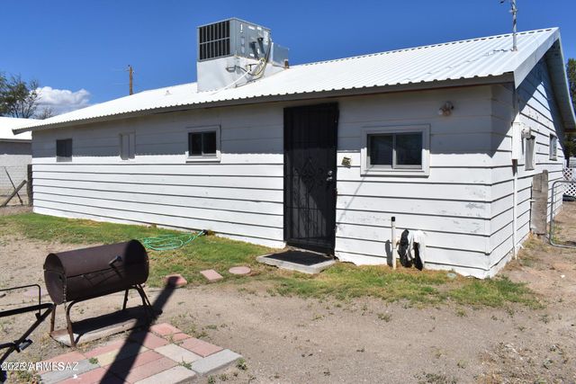 830 W AIRPORT Road, Willcox, AZ 85643