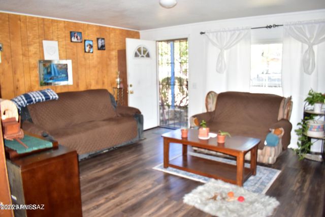 830 W AIRPORT Road, Willcox, AZ 85643