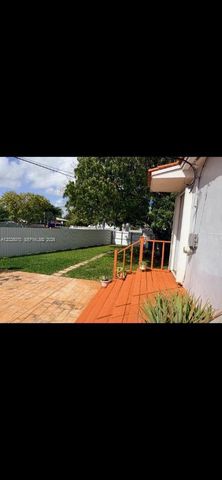 8370 SW 27th Ln 0, Miami, FL 33155