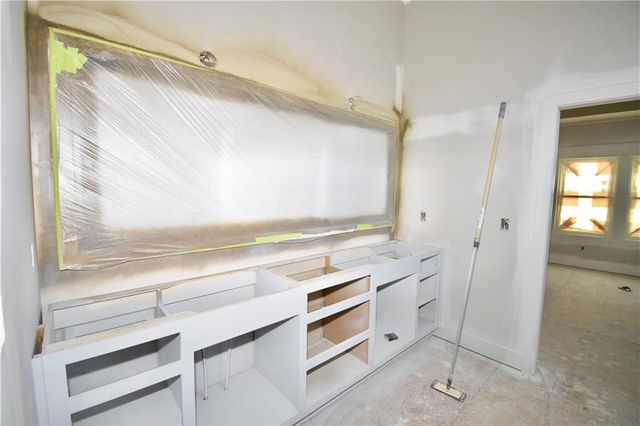 8337 NE 76th Terrace, Kansas City, MO 64158