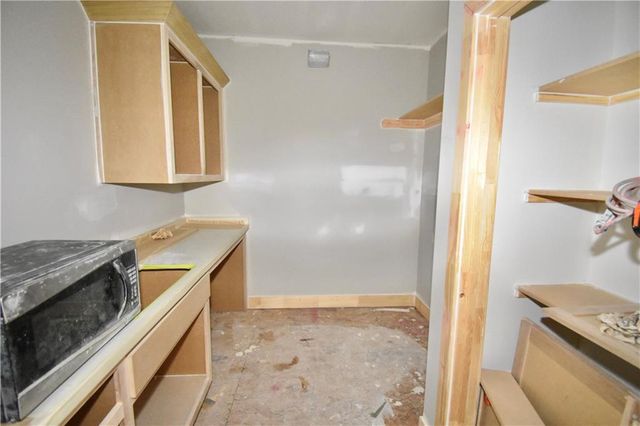 8337 NE 76th Terrace, Kansas City, MO 64158