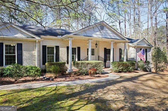 4505 Cochran Mill Road, Fairburn, GA 30213